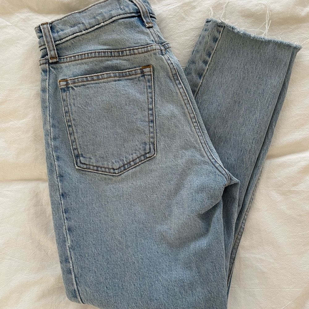 A&F High Rise Skinny Jeans - Picture 3 of 3